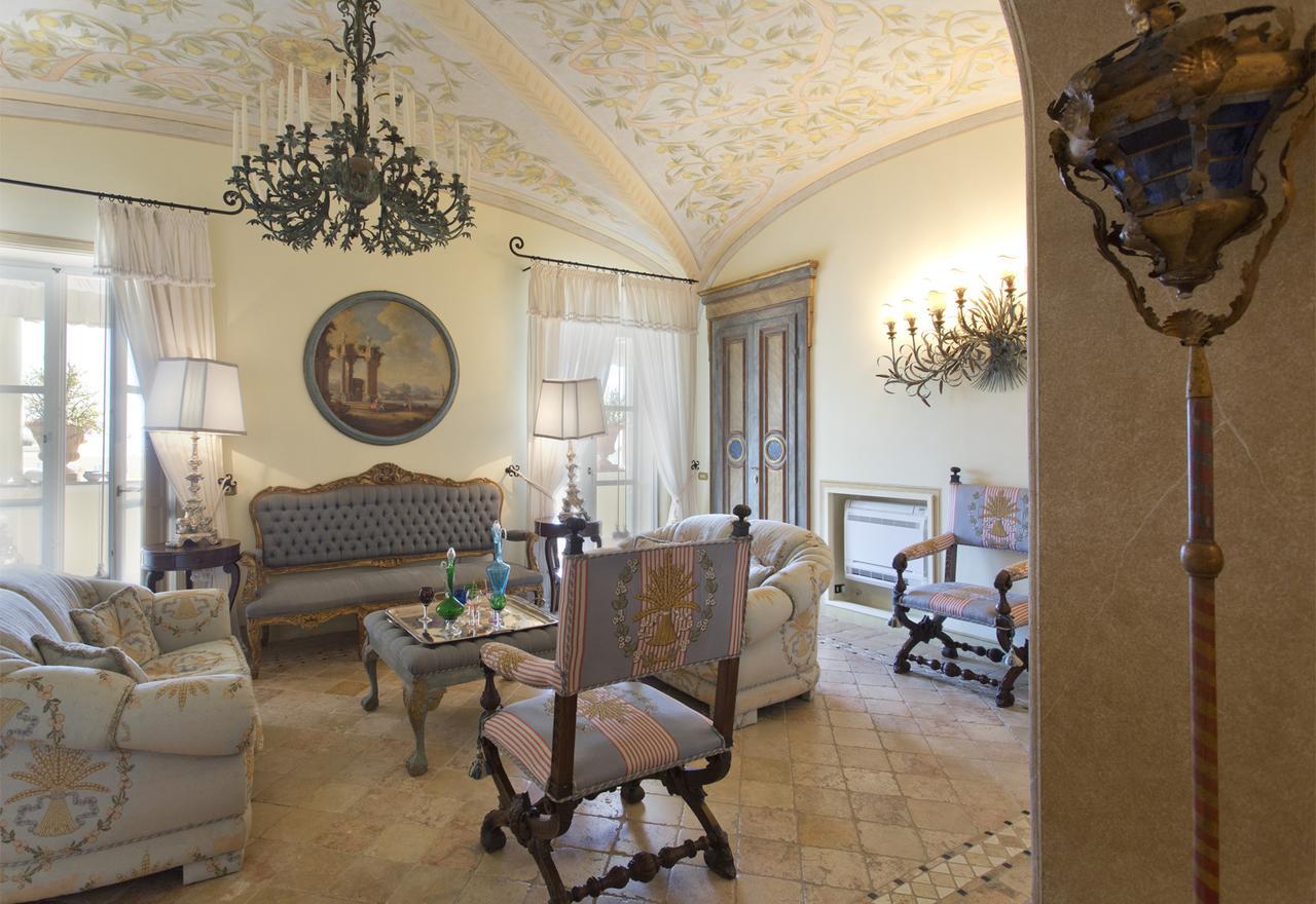 Casa Raiola By Caprirooms Eksteriør billede